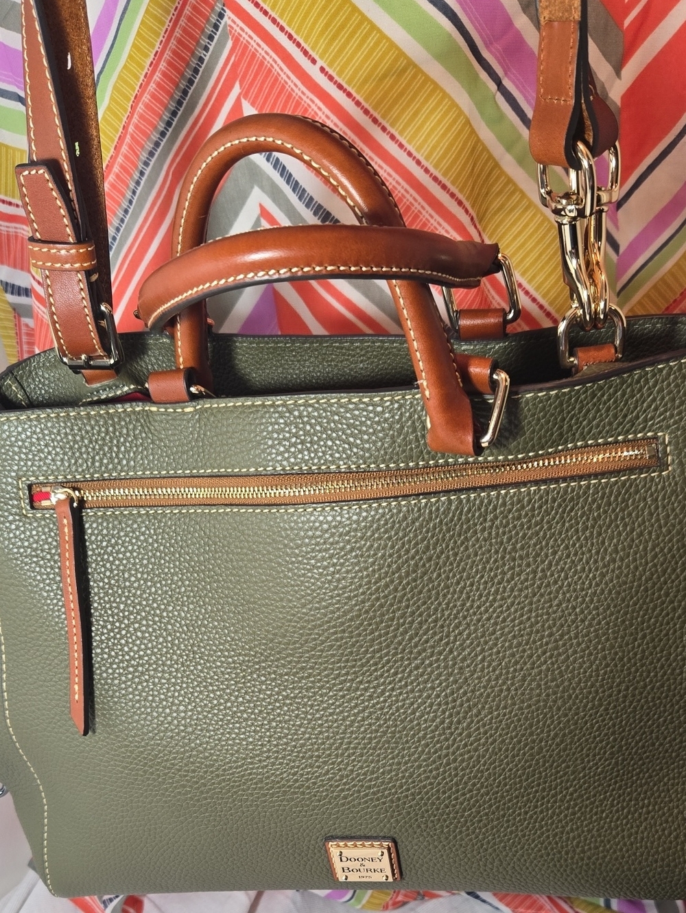 Like New Dooney & Bourke Olive Green Pebbled Leather Satchel with Brown Handles - Picture 4 of 16